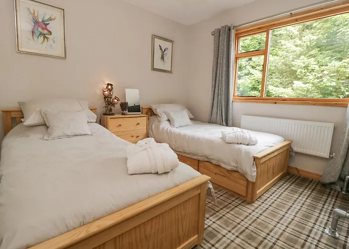 Pond Farm Woodlands * Ugthorpe