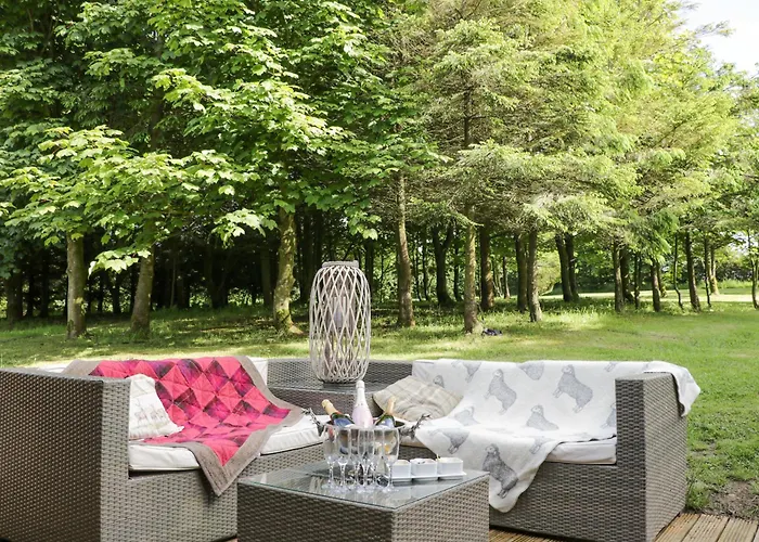 Pond Farm Woodlands * Ugthorpe